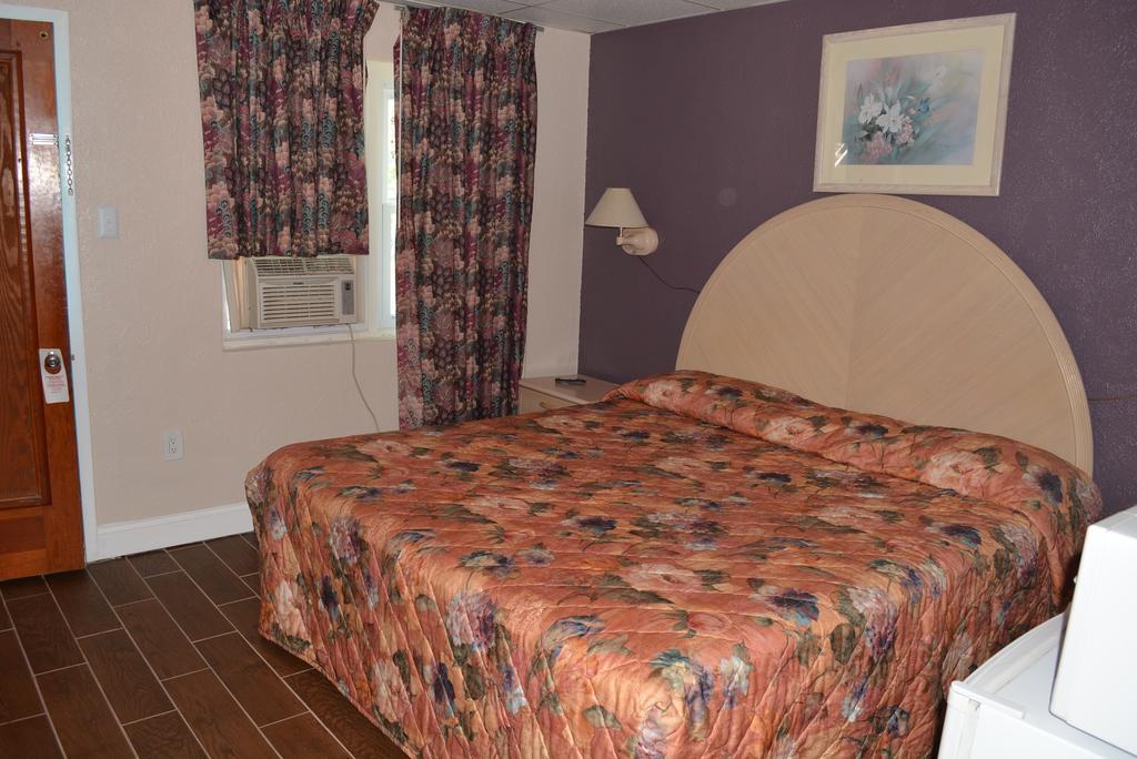 Royal Court Motel Wildwood Exterior photo